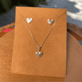 Conjunto Coração "Love" Luza  com Ponto de Luz em Prata 925