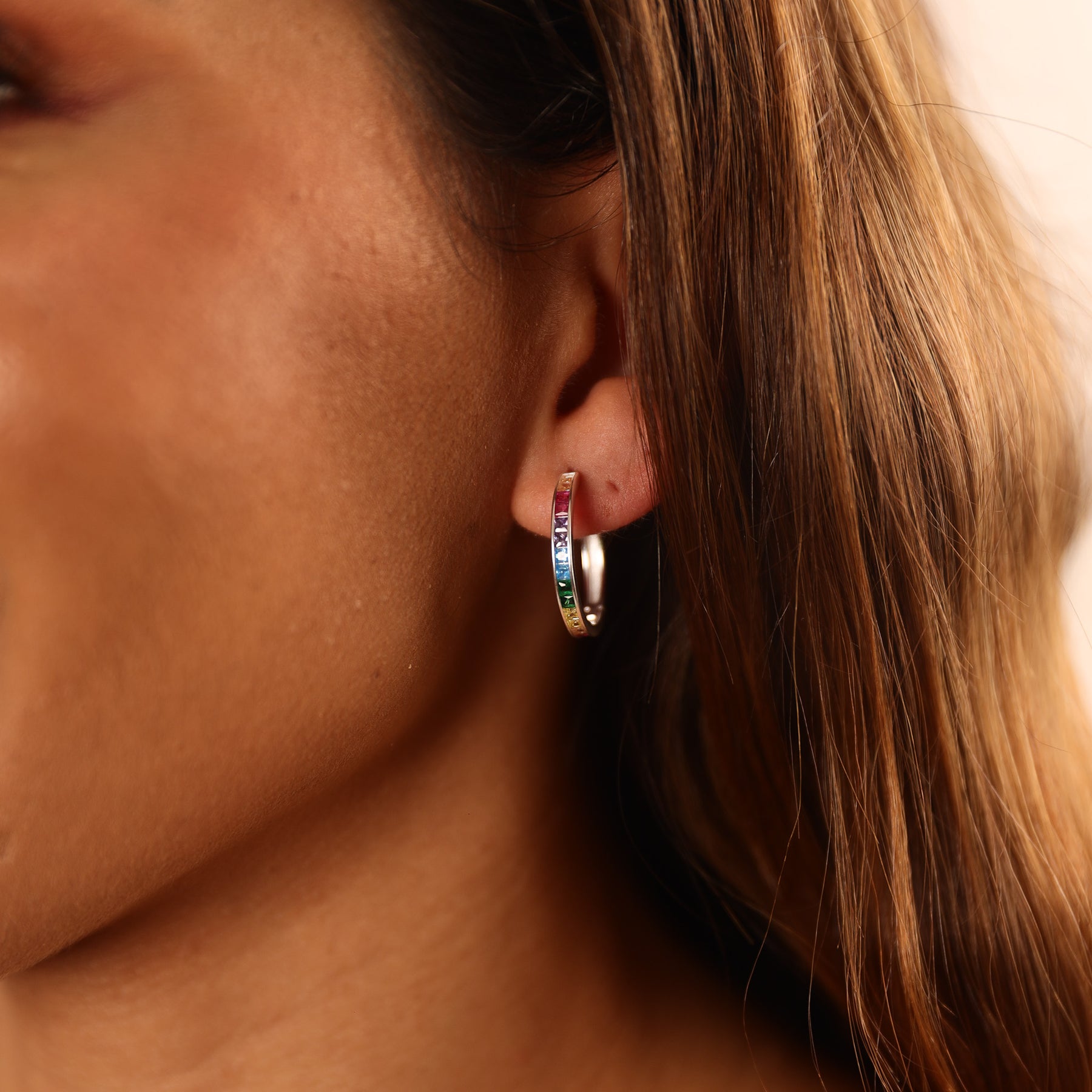 Brinco de Argola Luza Color em Prata 925