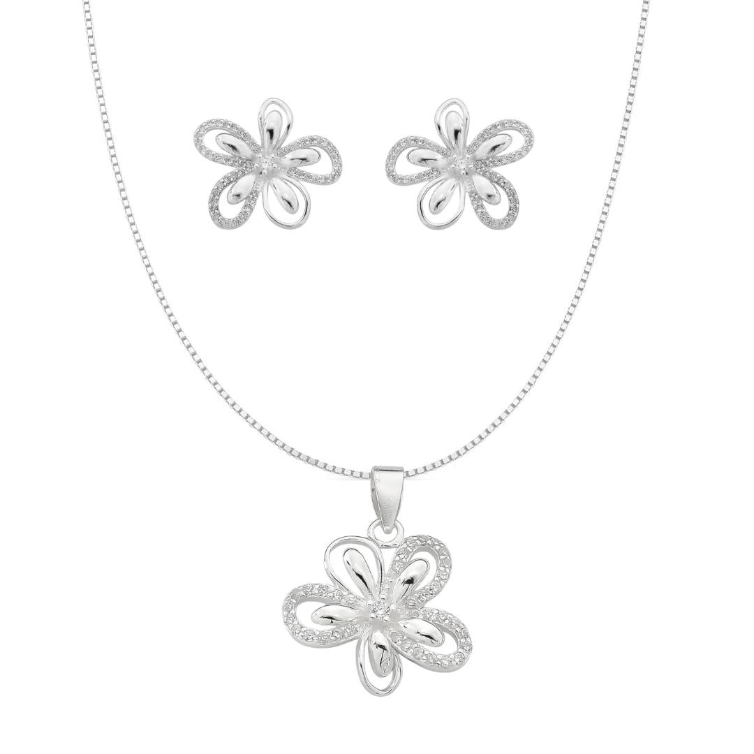 CONJUNTO DE FLOR COM DETALHES LISOS, CRAVEJADOS E VAZADOS EM PRATA 925