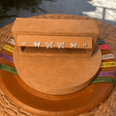 BRINCO TRIO LUZA DE BORBOLETA: NAVETE, CRAVEJADA E LISA EM PRATA 925