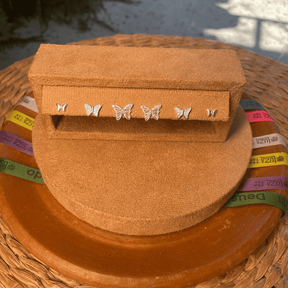 BRINCO TRIO LUZA DE BORBOLETA: NAVETE, CRAVEJADA E LISA EM PRATA 925