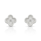 BRINCO TREVO EM 3D COM PONTO DE LUZ LUZA EM ZIRCÔNIA EM PRATA 925