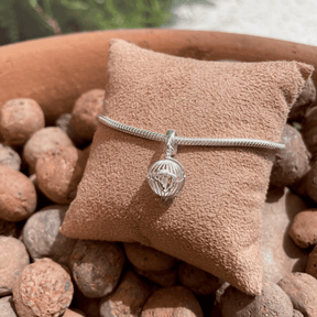 Berloque de Globo e Mapa Luza em prata 925